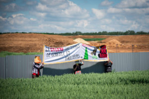 Banderole contre Palissade
